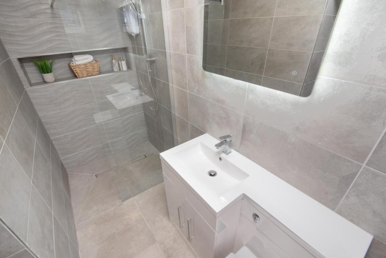 Cardiff Luxe Living Apartments Kültér fotó